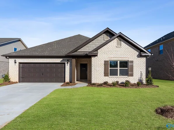 Charleston Huffman St, Hazel Green, AL 35750