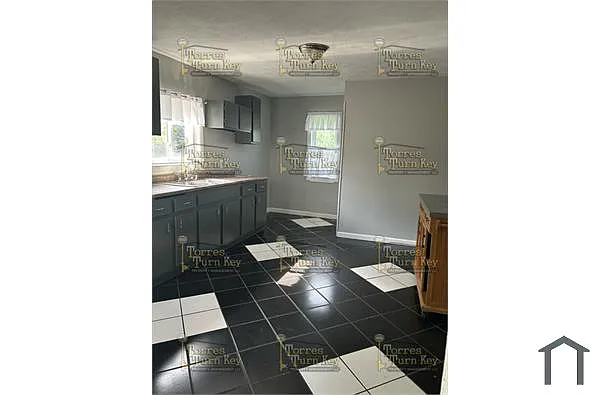 29 Oakman St photo 1