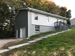 102 Nails Ck Dr, Dickson, TN 37055