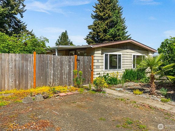 5th image of 5515 SE Yakima Lane