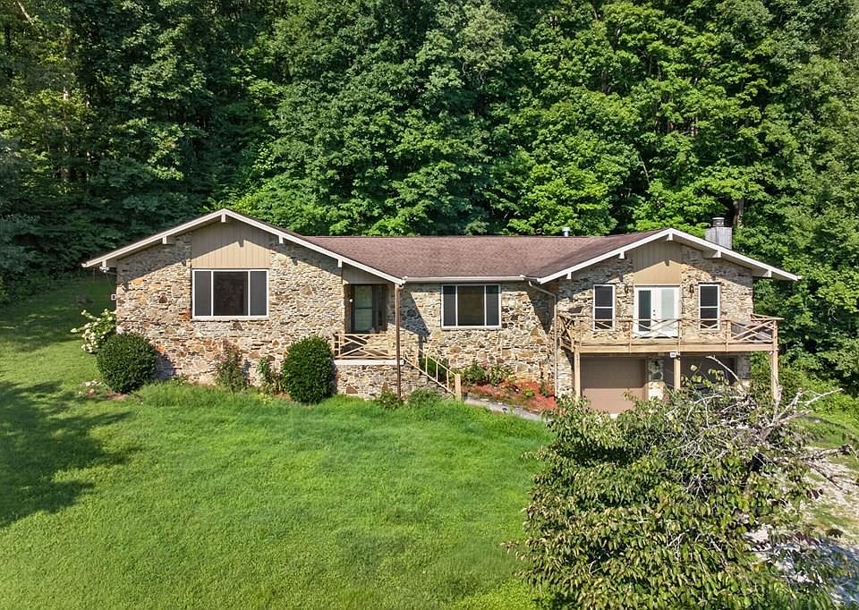 1st image of 2410 Browns Mill Rd