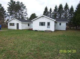 112 Highland Dr, Grayling, MI 49738