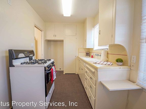 4th image of 342 N Stoneman Ave APT A