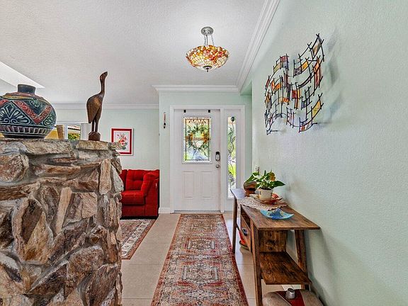 5th image of 8411 NW 20 Place