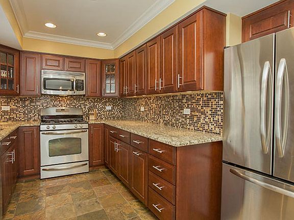 2nd image of 1411 Wales Dr