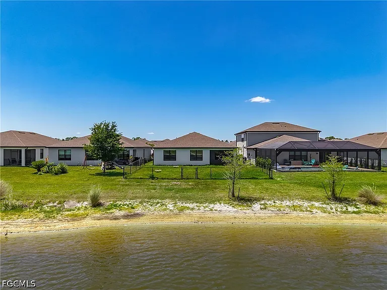16056 Enclaves Cove Dr — Photo 32