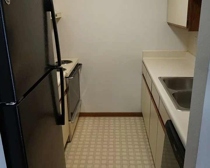 Orchard Village Apartments — Photo 115