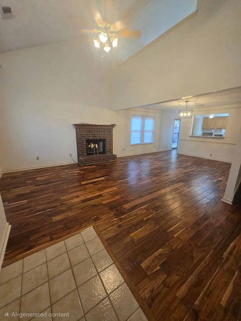 Spacious 3 bedroom 2 bath townhome for lease — Photo 2
