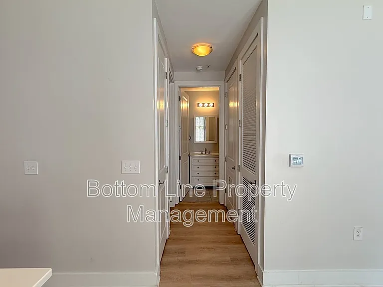 1101 W 1st St #105 — Photo 10