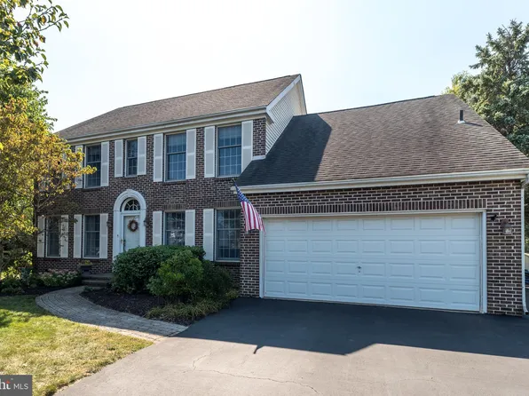 1210 Colonial Dr, Quakertown, PA 18951