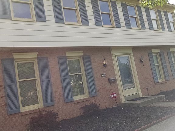3rd image of 12115 Bridgeport Ln