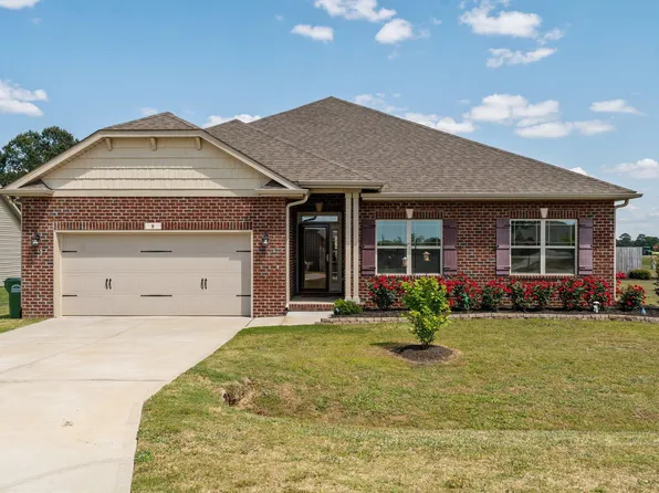 8 Pal Ct, Biscoe, NC 27209