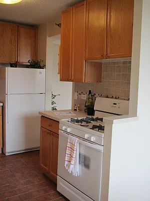 Sold by CityView Real Estate Inc. | media 16
