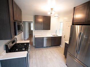 5027 N Bay Ridge Ave, Milwaukee, WI 53217