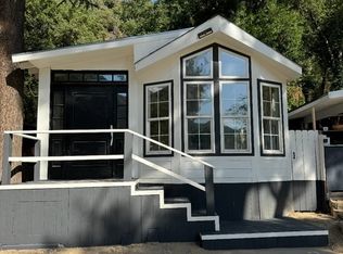 24210 E East Fork Rd #19, Azusa, CA 91702