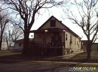 1402 Rhodes St, Granite City, IL 62040