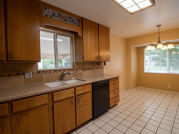 4th image of 6192 S Vinecrest Dr E