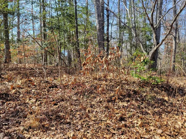 11525 Durango Dr, Lusby, MD 20657