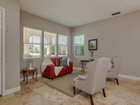 4th image of 2994 Shasta Way