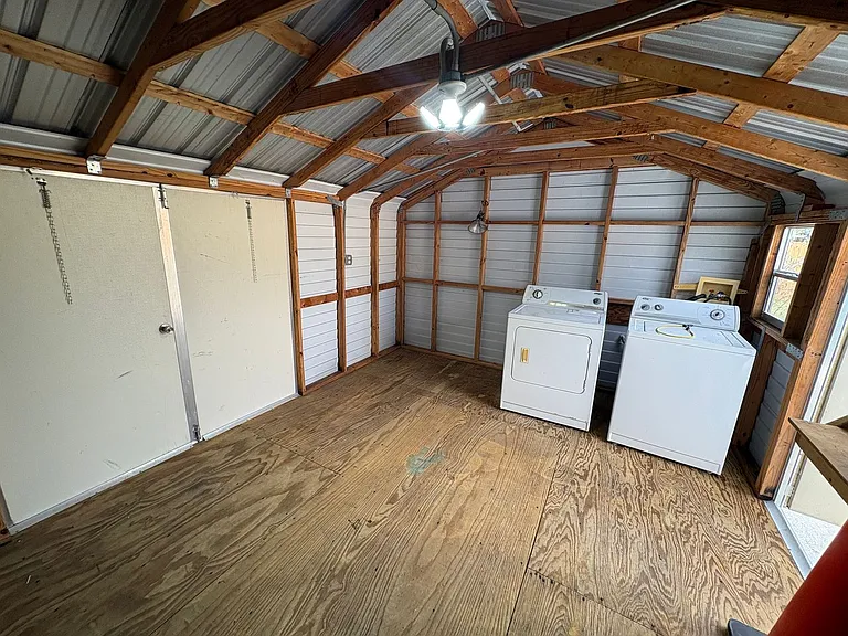 4021 Saunders — Photo 11