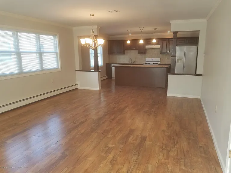 229 Torrey Pines Dr — Photo 7