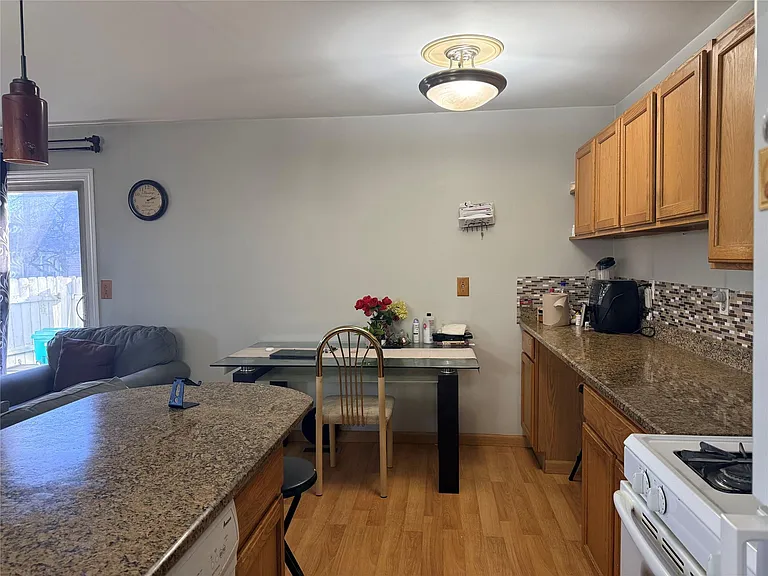 23677 Stonehenge Blvd — Photo 7