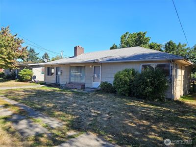 606 S 5th Avenue, Kelso, WA, 98626