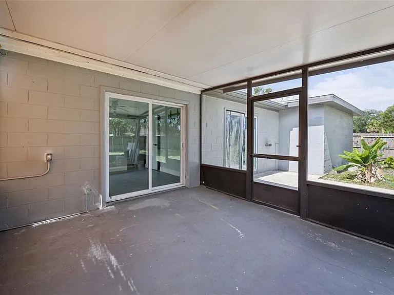 6036 Dogwood Dr — Photo 12