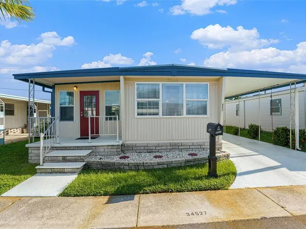 34527 Violet Dr N, Pinellas Park, FL 33781