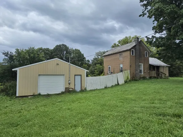 107 Mary St, Camden, MI 49232
