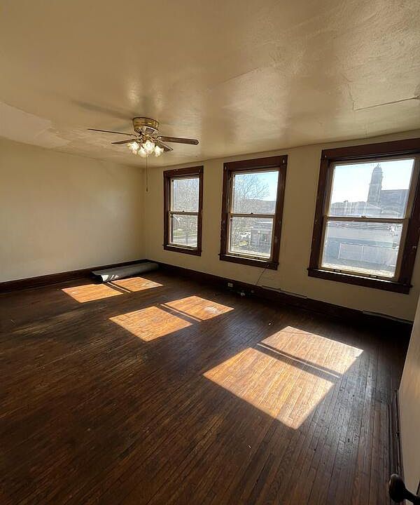 1st image of 407 Clinton St #2E