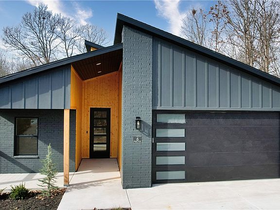 2nd image of 6 Argyll Cir