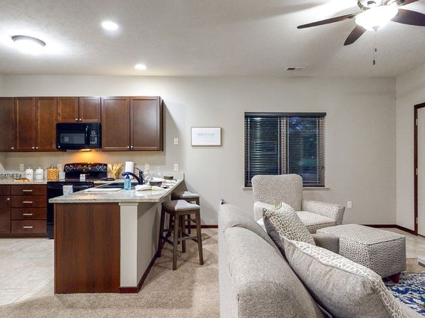 8801 Executive Woods Dr #176