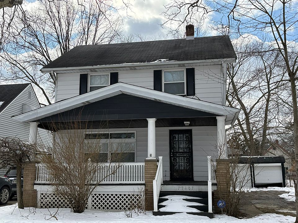 1st image of 17407 Woodbury Ave