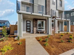 8267 SE Blanton St, Hillsboro, OR 97123