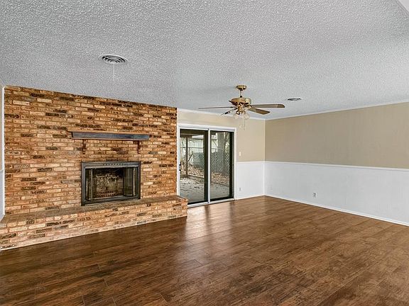 5th image of 869 Patti Dr