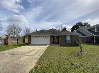 8072 Deerwood Dr, Daphne, AL 36526