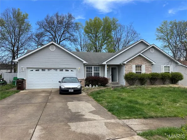 1528 Bishop Dr, Troy, MO 63379