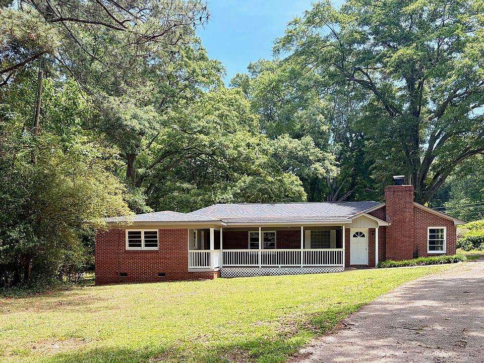 1st image of 210 Orchard Dr