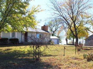 2341 11500th Rd, Oswego, KS 67356
