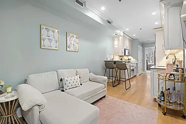 529 Jefferson Street, #4