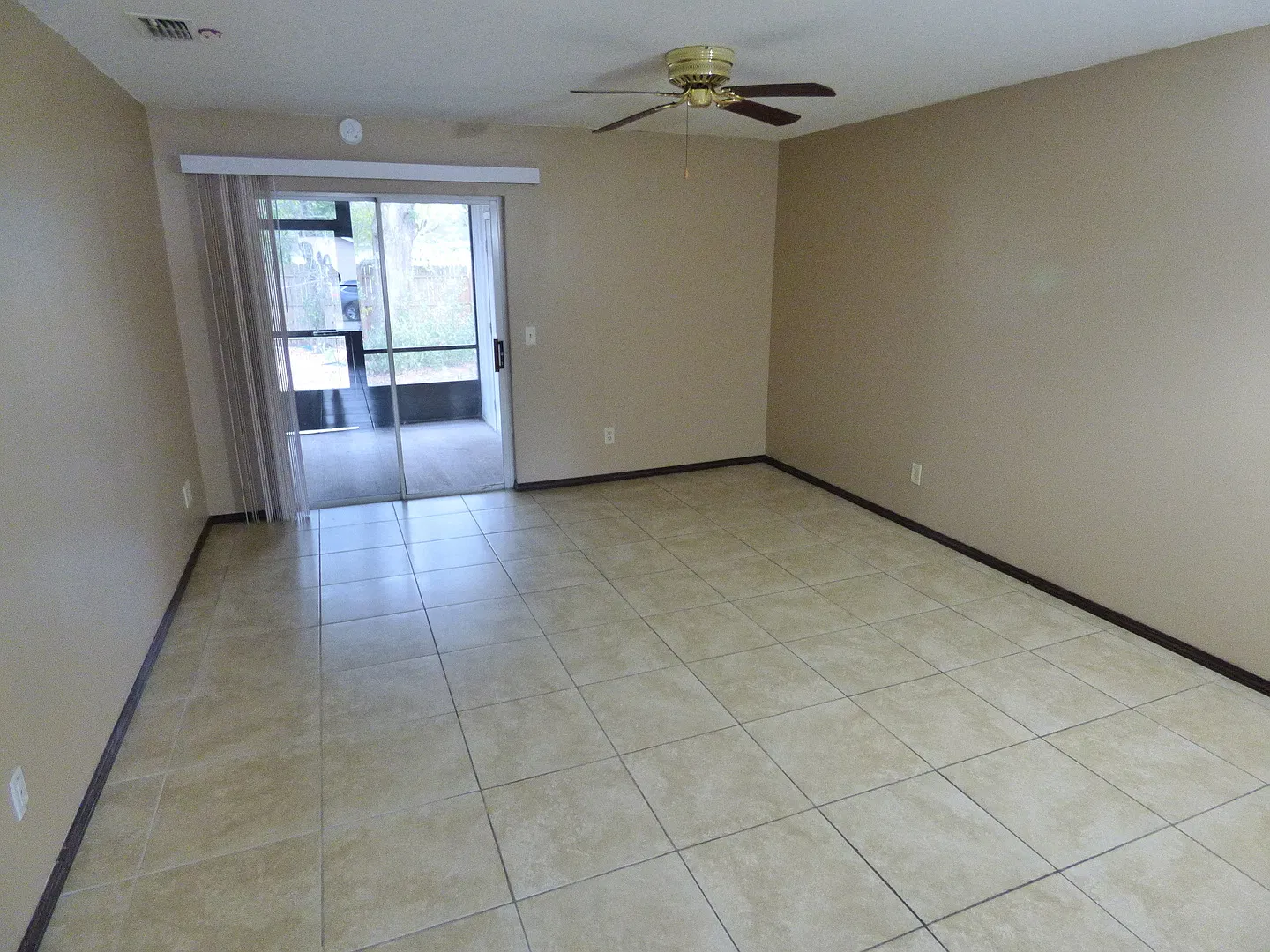 2 BR / 2 BA Duplex In Apopka — Photo 2