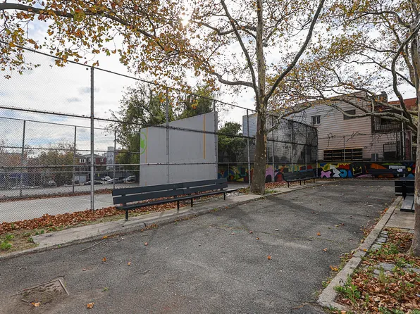 20-37 37th Street image 24 of 24