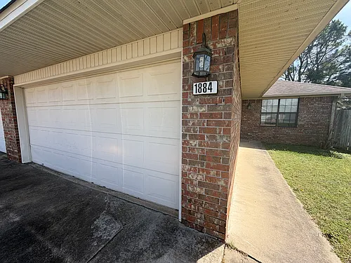 1884 N Caton Dr Photo 1