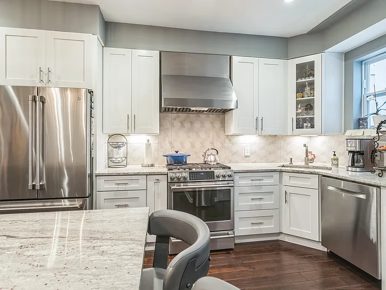 1153 N Hancock St — Photo 10