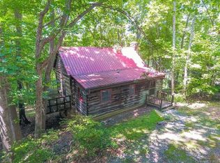 300 Clark Cove Rd, Statesville, NC 28677