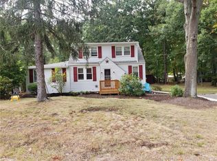 167 Mishnock Rd, West Greenwich, RI 02817