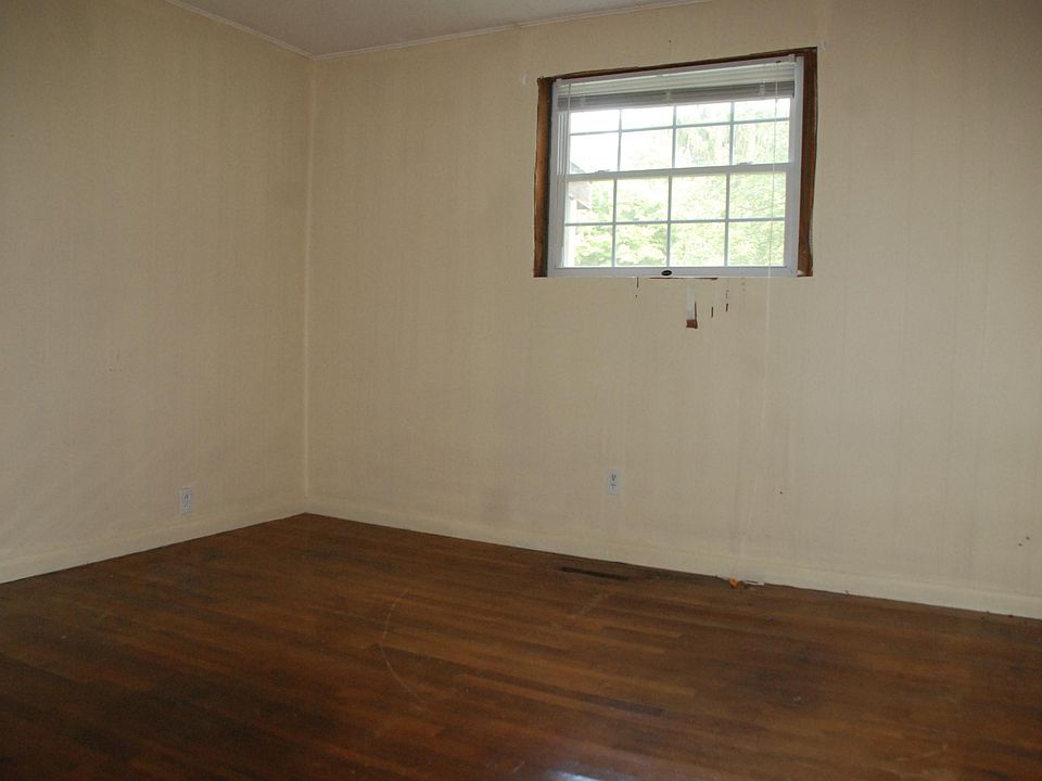 2nd image of 62 Hughey Dr