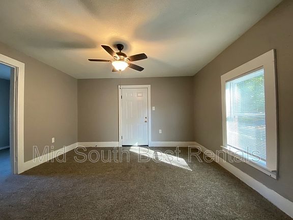 4th image of 1459 South Ave
