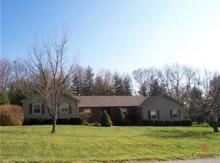 12075 N Cedarview Dr, Mooresville, IN